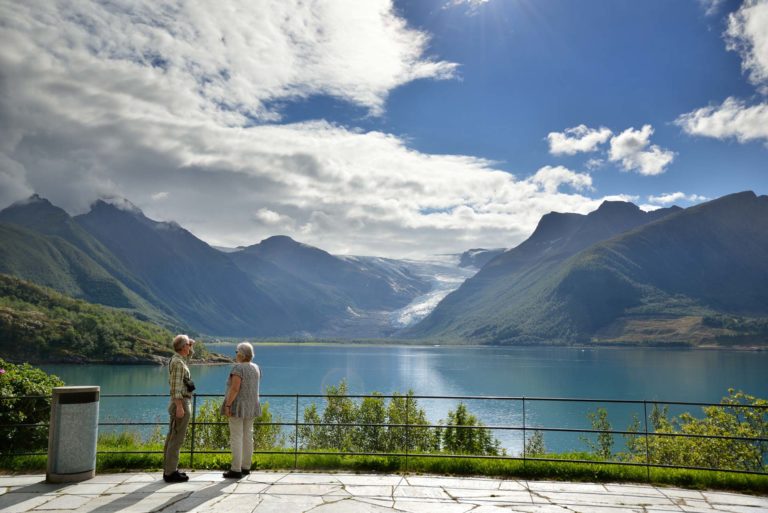 This view towards the Engabreen glacier is a natural stop along the scenic route