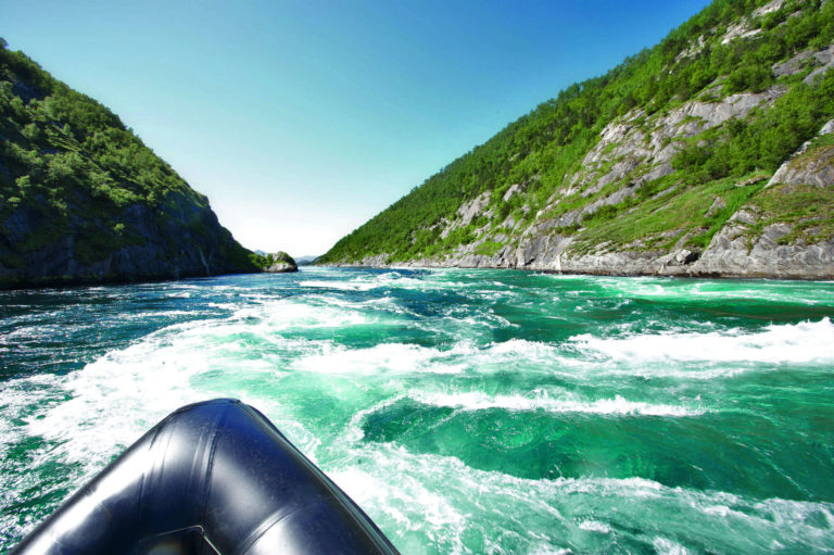 View from the RiB boat at Salstraumen © Tore Schønning Olsen