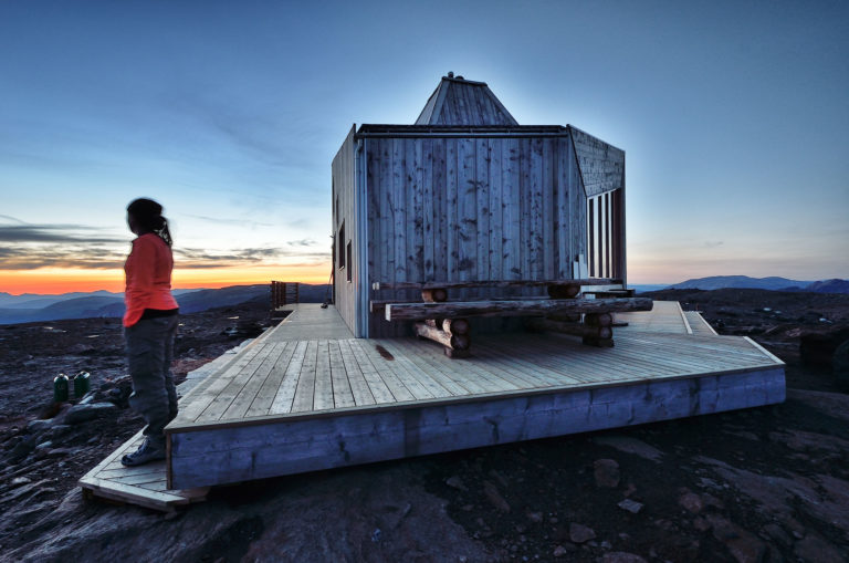 Sunset above the Rabot Cabin © Fabrice Milichau