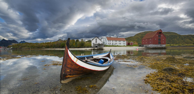 On your way north, you may go to places such as Kjerringøy