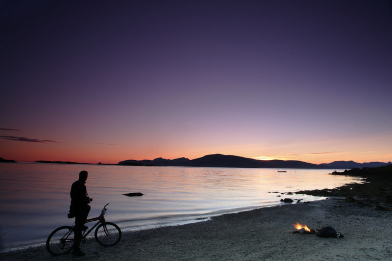 Enjoy your favorite activity while the midnight sun shines © Frank Andreassen